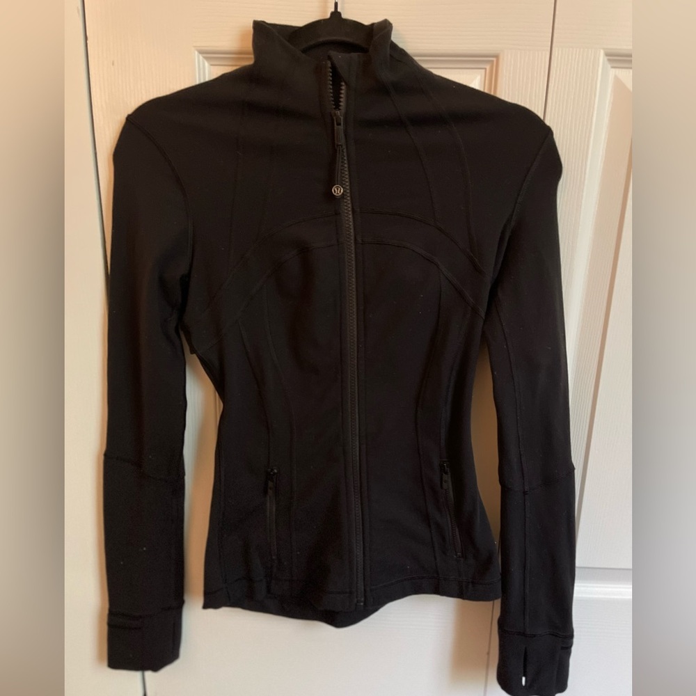 lululemon define